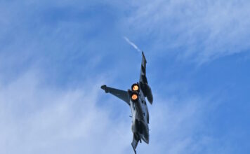 Δένδιας για την αεροπορική επίδειξη της Πολεμικής Αεροπορίας: Εικόνες από το παρόν και το μέλλον με F-35, Rafale και F-16