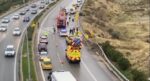 Θεσσαλονίκη: Καραμπόλα τριών φορτηγών – Γέμισε η άσφαλτος ψωμιά