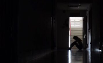 Κρήτη: Συνελήφθη 65χρονος που χτυπούσε την σύντροφό του σε ζωντανή μετάδοση
