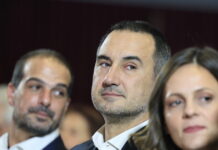 Κρίσιμες ώρες για τη Νέα Αριστερά: Πολύ κοντά ακόμα και στην διάσπαση – Ανάρτηση Χαρίτση