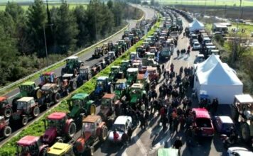 Ξανά σε θέσεις «μάχης» οι αγρότες – Κλιμακώνουν τις κινητοποιήσεις τους