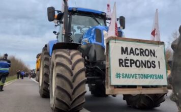 Σε αγροτικό κλοιό το Παρίσι – Στο κέντρο του Λονδίνου κατέβηκαν τα τρακτέρ