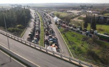 Κρίσιμη συνεδρίαση στις Σέρρες – Γιορτές στα μπλόκα λένε οι αγρότες