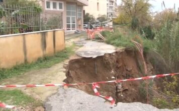 Σε κατάσταση συναγερμού ο Άγιος Δημήτριος – Καθιζήσεις στο ρέμα της Πικροδάφνης