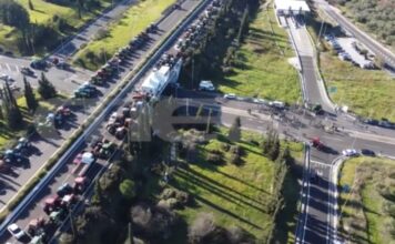 Πρωτοχρονιά στα μπλόκα είναι αποφασισμένοι να κάνουν οι αγρότες