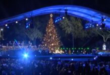 ΗΠΑ: Η Μελάνια Τραμπ άναψε το «εθνικό» χριστουγεννιάτικο δέντρο