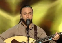 «The Voice»: Αποθεωτική πρόκριση για τον Αγρινιώτη Θοδωρή Κουτσουπιά στον Μεγάλο Τελικό!