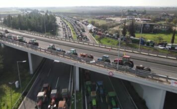 Κλιμάκωση των κινητοποιήσεων αποφάσισαν οι αγρότες