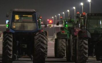 Κλιμακώνονται οι αγροτικές κινητοποιήσεις – Αποφάσισαν δράση για ανοιχτά διόδια το σαββατοκύριακο