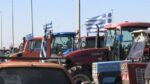 Κλιμακώνουν οι αγρότες – «Κόπηκε» στα δύο η χώρα, τι θα γίνει την Πρωτοχρονιά