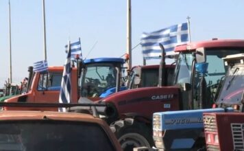 Κλιμακώνουν οι αγρότες – «Κόπηκε» στα δύο η χώρα, τι θα γίνει την Πρωτοχρονιά