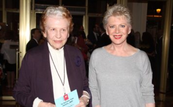 Σύλβα Ακρίτα: Η ασυμβίβαστη πρώτη γυναίκα βουλευτής του ΠΑΣΟΚ, το έργο της και η κόρη της Έλενα