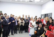 Ανδρουλάκης, Φάμελλος και Κουτσούμπας άκουσαν τα Πρωτοχρονιάτικα κάλαντα – Τα μηνύματά τους για το 2026