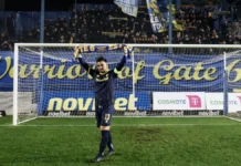 Παναιτωλικός: Η αποθέωση στον Τσάβες μετά το ματς και ο… χαιρετισμός στους Αγρινιώτες