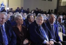 Κώστας Καραμανλής – Ευάγγελος Βενιζέλος: Live η παρέμβασή τους