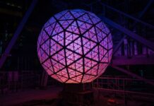 Νέα Υόρκη: Προετοιμασίες για τη μεγάλη φιέστα της Πρωτοχρονιάς