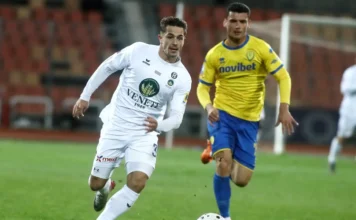 Παναιτωλικός: Ισοπαλία πρόκρισης στο «Καυτανζόγλειο» – Κακή εμφάνιση σε τραγικό αγωνιστικό χώρο (video)