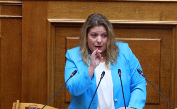 Η Μαρία Συρεγγέλα κάνει μήνυση στη Ζωή Κωνσταντοπούλου: «Ισχυρίζεται ψευδώς ότι ήταν συνεργάτιδά μου η Καλλιόπη Σεμερτζίδου»