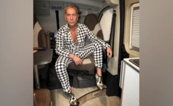 Γιώργος Μαζωνάκης: Το πρώτο μήνυμά στην πρεμιέρα του μετά την καταγγελία από 22χρονο τραγουδιστή για σεξουαλική παρενόχληση