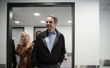 Κυριάκος Μητσοτάκης στο ΚΥ Μαρκόπουλου: Υλοποιείται το μεγαλύτερο πρόγραμμα αναβάθμισης κτιρίων του ΕΣΥ