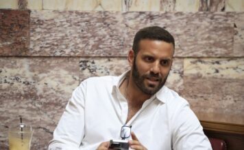 Νίκος Παππάς: Από τις ύβρεις και τα ηχητικά στη χειροδικία – Το χρονικό των προκλήσεων του ευρωβουλευτή του ΣΥΡΙΖΑ