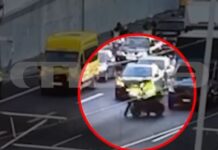 Αττική Οδός: Η στιγμή που μοτοσικλετιστής παρασέρνει τροχονόμο που τον σταμάτησε για έλεγχο – MEGA ντοκουμέντο