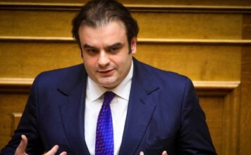 Πιερρακάκης σε Φάμελλο: Έχετε το μονοπώλιο της τοξικότητας – Δεν υπάρχει στην Ευρώπη το κλίμα που περιγράψατε