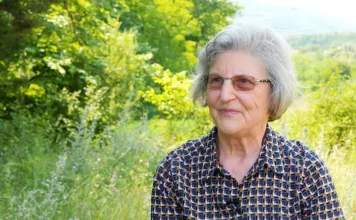 Παραμύθια, Μνήμες & Παράδοση – Η Κυρία Αλεξάνδρα Μας Ταξιδεύει στα Παιδικά Χρόνια (video)