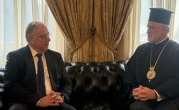 Συνάντηση Θεοδωρικάκου με Αρχιεπίσκοπο Αμερικής: Στο επίκεντρο η ενίσχυση των στρατηγικών σχέσεων Ελλάδας – ΗΠΑ