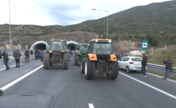 Κλιμακώνουν τις κινητοποιήσεις τους οι αγρότες – Κόντρα με την ΕΛ.ΑΣ για την «ελεύθερη» και «ασφαλή» διέλευση