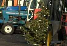 Χριστούγεννα στα μπλόκα για τους αγρότες – Ανοιχτές λωρίδες κυκλοφορίας για τη μετακίνηση των εκδρομέων