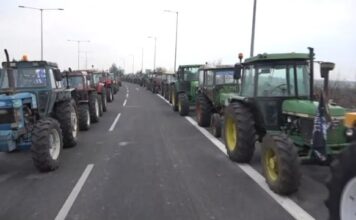 «Ρήγμα» στα μπλόκα με φωνές υπέρ του διαλόγου από μερίδα αγροτών