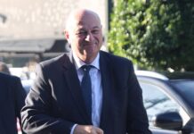 «Μασάζ» Τσιάρα σε «γαλάζιους» βουλευτές στην Πειραιώς – Ανταλλαγή αιχμών και διαβεβαιώσεις για ομαλοποίηση πληρωμών σε αγρότες και κτηνοτρόφους