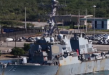 Ντόναλντ Τραμπ: Συγκεντρώνει στρατό στην Καραϊβική και σφίγγει τον κλοιό γύρω από τον Μαδούρο