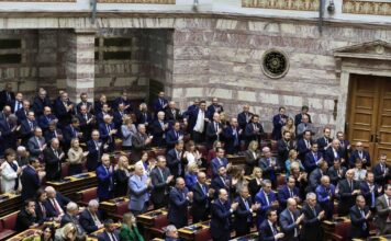 Προϋπολογισμός 2026: Πέρασε από τη Βουλή με 159 «ναι» και 136 «όχι»