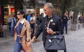 Ο Λάκης Γαβαλάς χαρίζει red carpet στιγμές στην καρδιά της Ερμού – Μια «street» style πασαρέλα στη γιορτινή Αθήνα