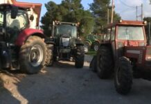 Κλιμάκωνει τις κινητοποιήσεις του ο αγροτικός κόσμος – Δεκάδες μπλόκα σε όλη τη χώρα