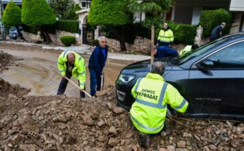 Εικόνες καταστροφής & ντροπής στην «ανοχύρωτη» Γλυφάδα