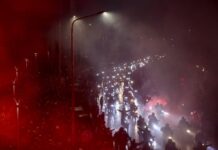 Ράγισαν καρδιές στην Τούμπα όπου έφτασαν με μηχανοκίνητη πορεία οι 7 νεκροί φίλαθλοι του ΠΑΟΚ