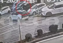 Βριλήσσια: Άνδρας διαπληκτίστηκε με υπάλληλο των ΕΛΤΑ & στη συνέχεια την παρέσυρε με το αυτοκίνητό του