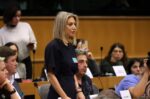Το μπλόκο της Νίκαιας επισκέφθηκε η Μαρία Καρυστιανού
