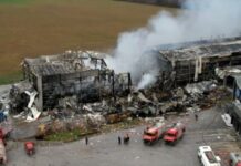 Τρίκαλα: Πέντε νέκρες εργαζόμενες έπειτα από έκρηξη και φωτιά στο εργοστάσιο «Βιολάντα»