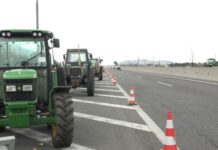Κινητοποιήσεις αγροτών: «Ναι» στον διάλογο με τα τρακτέρ στα μπλόκα – Ανοιχτό το ενδεχόμενο κλιμάκωσης