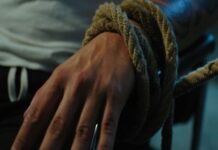 Ανάβυσσος: Απήγαγαν και ξυλοκόπησαν 40χρονο για 16.000 ευρώ – Το «μοιραίο» λάθος των δραστών