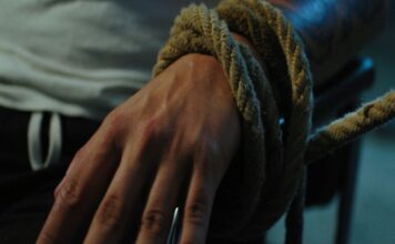 Ανάβυσσος: Απήγαγαν και ξυλοκόπησαν 40χρονο για 16.000 ευρώ – Το «μοιραίο» λάθος των δραστών