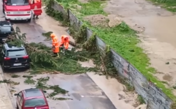 Κακοκαιρία: Ισχυροί άνεμοι, καταιγίδες και τσουχτερό κρύο «σαρώνουν» τη χώρα