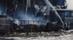 Τρίκαλα: Θρήνος για τις πέντε νεκρές εργαζόμενες μετά την έκρηξη στο εργοστάσιο «Βιολάντα»