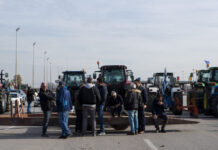 Μήνυμα Μαρινάκη σε αγρότες: Δεν υπάρχει πλέον καμία δικαιολογία, να απομακρυνθούν τα τρακτέρ