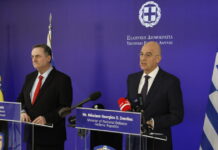 Προειδοποίηση Κατς προς την Τουρκία για Αιγαίο μετά τη συνάντηση με Δένδια