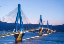 Πάτρα: 53χρονος αγρότης επιχείρησε να πηδήξει από τη Γέφυρα Ρίου-Αντιρρίου